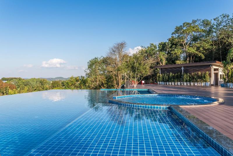 Chiang Rai Lake Hill Resort - Havuz
