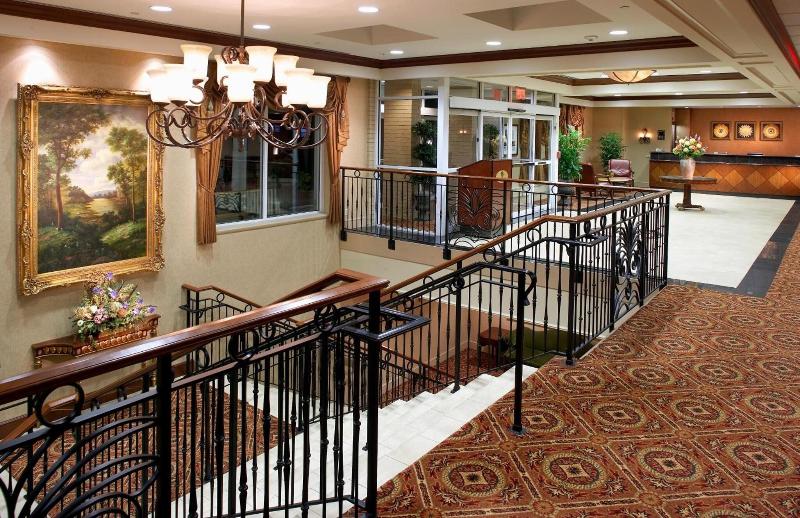 Clinton Inn Hotel Event Center - Lobi