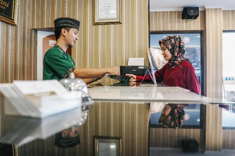 The Amrani Syariah Hotel - Lobi