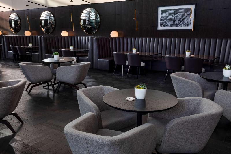 Radisson Blu Hotel London Stansted Airport - Bar