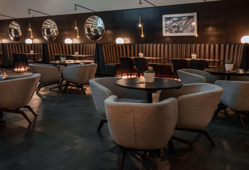 Radisson Blu Hotel London Stansted Airport - Bar