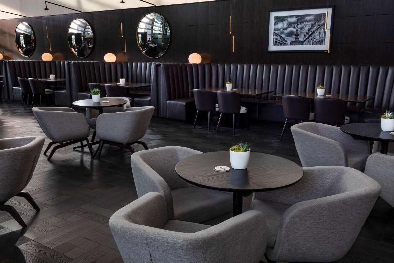 Radisson Blu Hotel London Stansted Airport - Bar