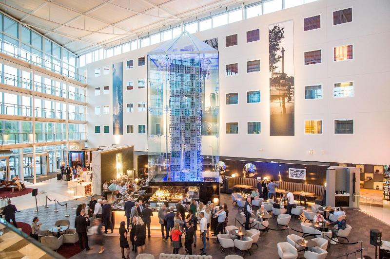 Radisson Blu Hotel London Stansted Airport - Lobi