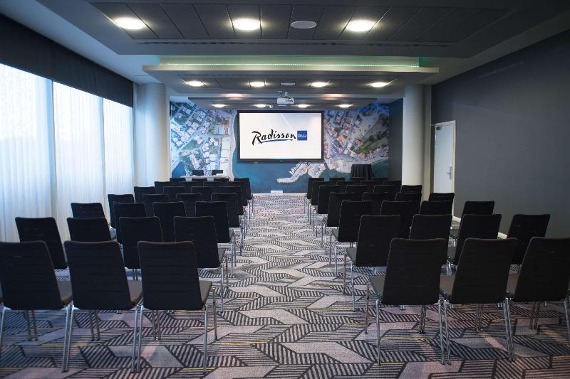 Radisson Blu Hotel London Stansted Airport - Toplantı