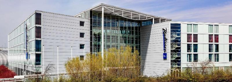 Radisson Blu Hotel London Stansted Airport - Genel
