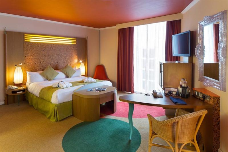 Radisson Blu Hotel London Stansted Airport - Genel