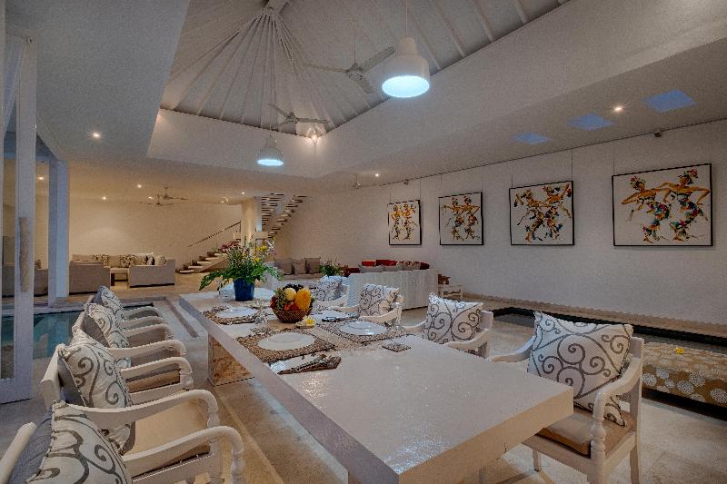 Kutus Kutus Canggu Villa - Oda