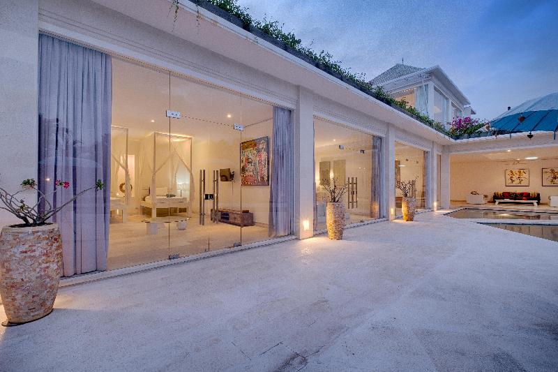 Kutus Kutus Canggu Villa - Oda