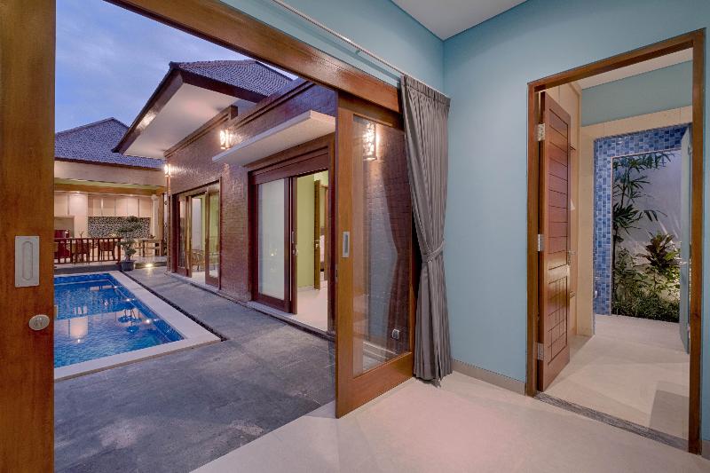 Kutus Kutus Canggu Villa - Oda