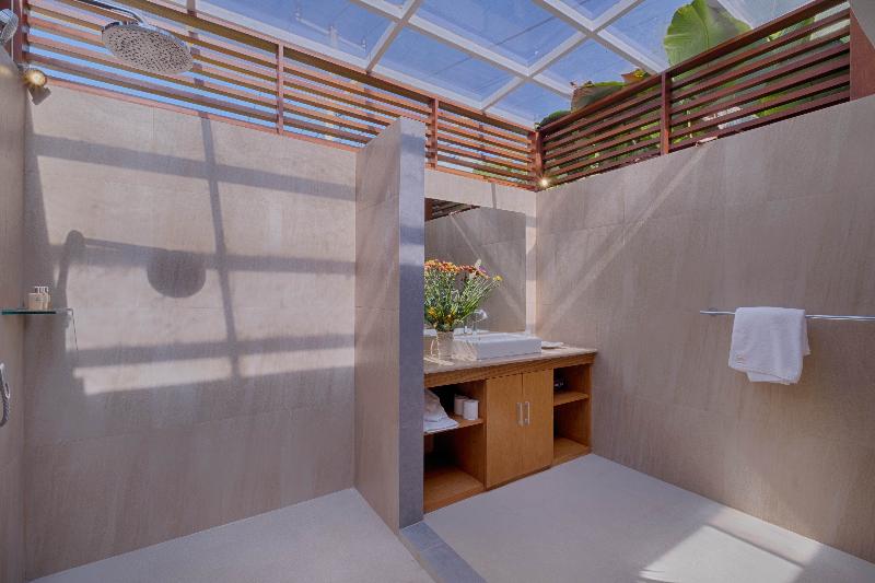 Kutus Kutus Canggu Villa - Oda