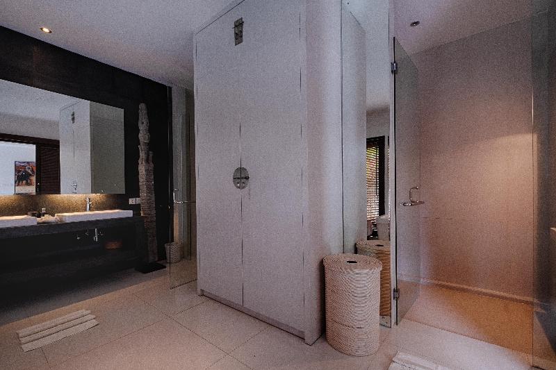Kutus Kutus Canggu Villa - Oda