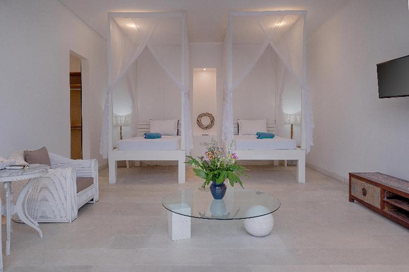 Kutus Kutus Canggu Villa - Oda