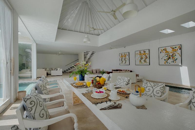 Kutus Kutus Canggu Villa - Oda