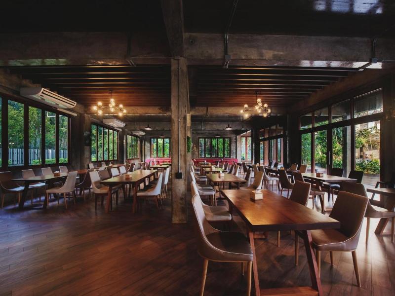 Nana Beach Hotel - Restoran