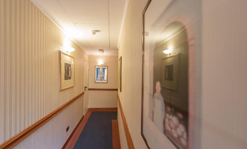 Diana Park Hotel - Lobi