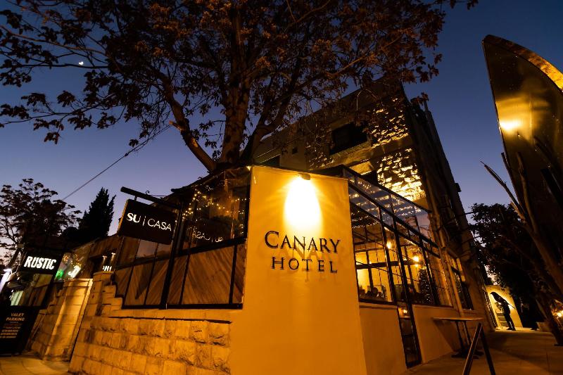 Canary Hotel - Genel