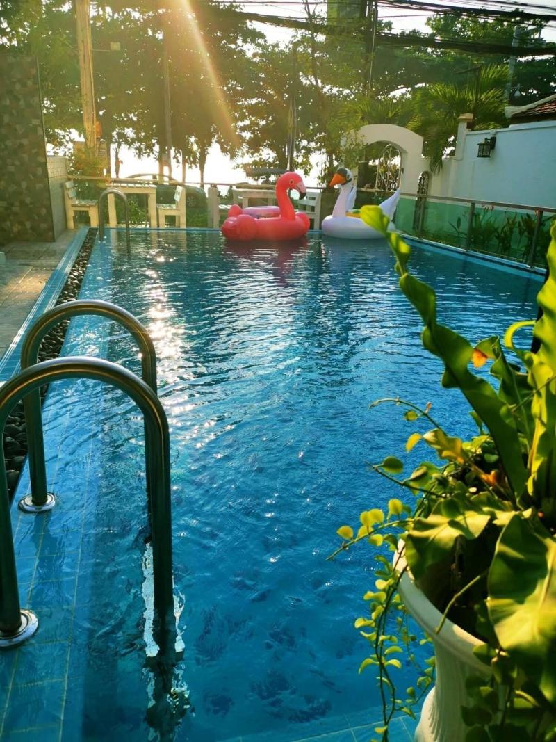 Beach Gallery House - Havuz