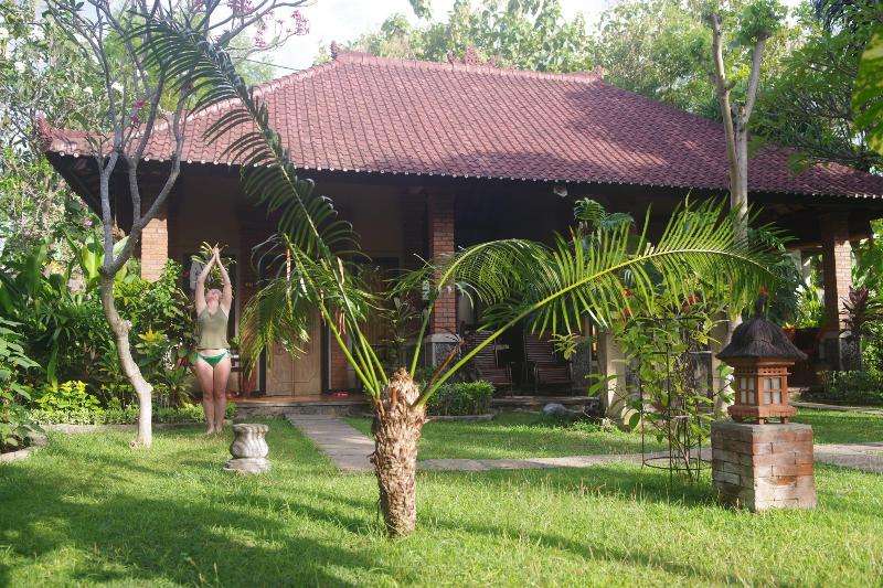 Tirta Sari Bungalow - Genel