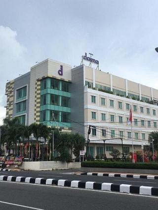 Daima Hotel Padang otel fotoğrafı