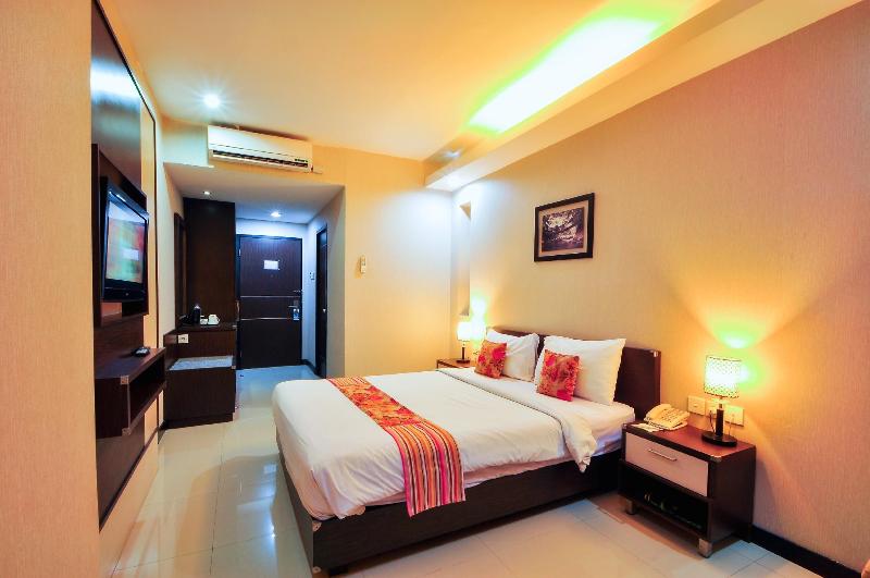 Daima Hotel Padang - Genel