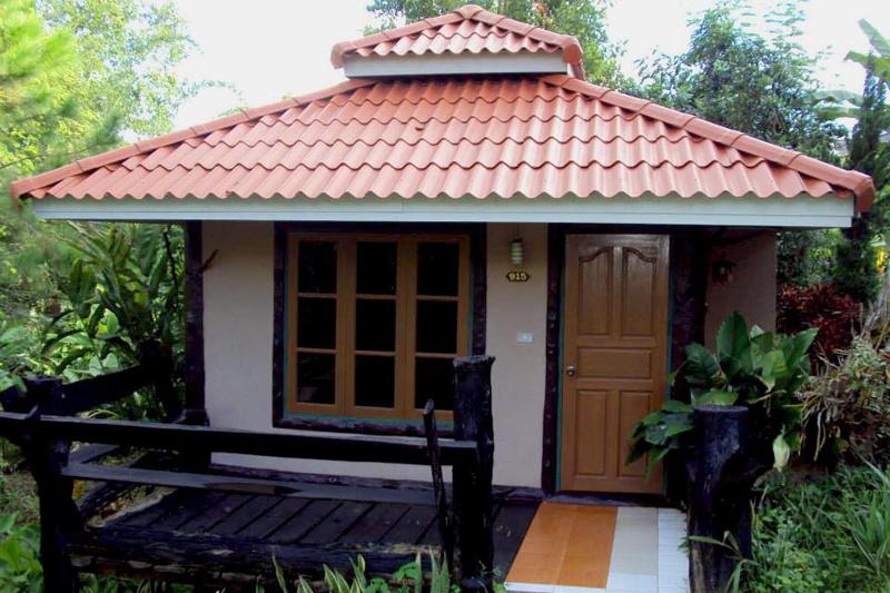 Baan Phuthadol - Genel
