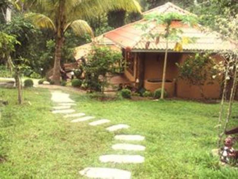 Baan Phuthadol - Genel
