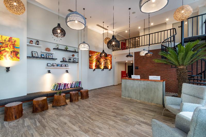 S Loft Hotel Manado - Lobi