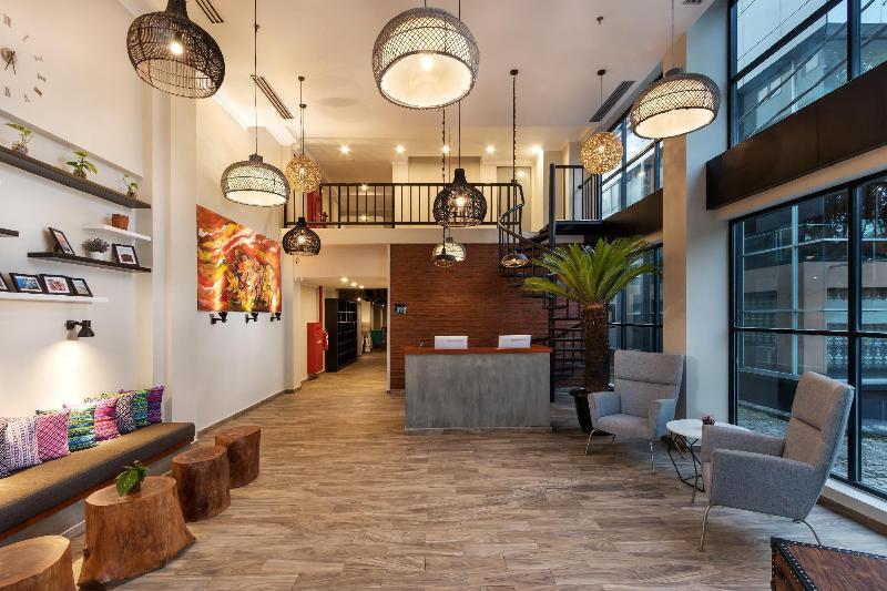 S Loft Hotel Manado - Lobi