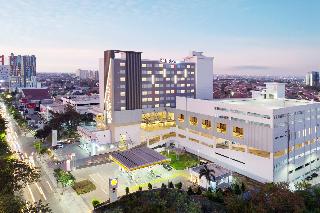 HARRIS Hotel and Convention Bundaran Satelit fotoÄŸrafÄ±