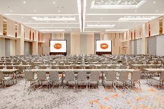 HARRIS Hotel and Convention Bundaran Satelit fotoÄŸrafÄ±