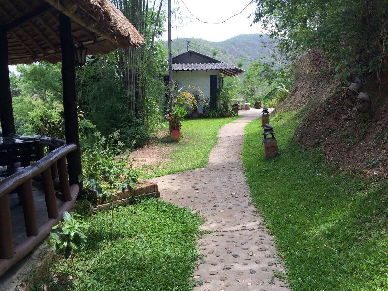 Chang Pai Hill - Genel