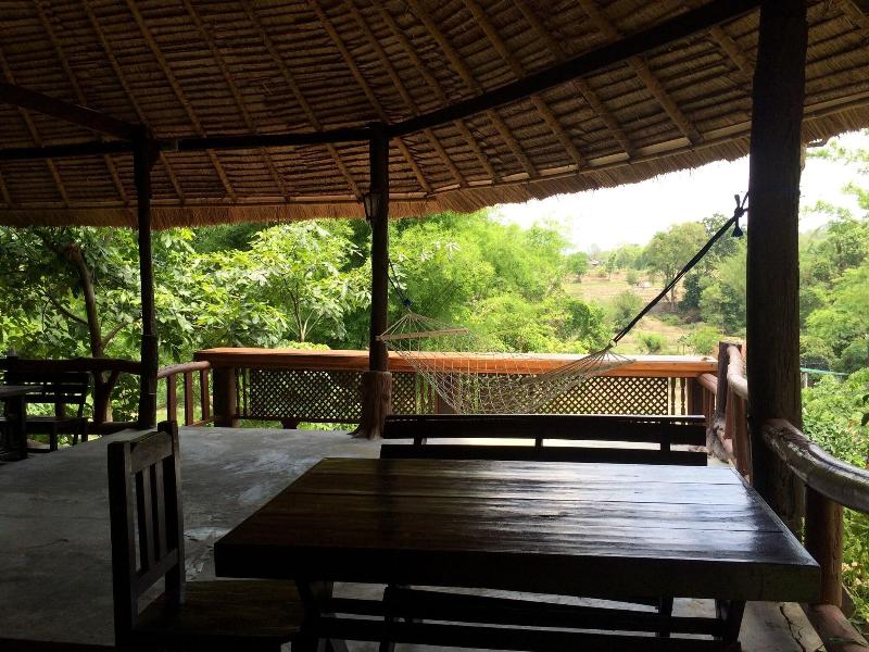 Chang Pai Hill - Restoran