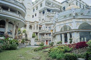 Grand Paradise Hotel Lembang otel fotoğrafı