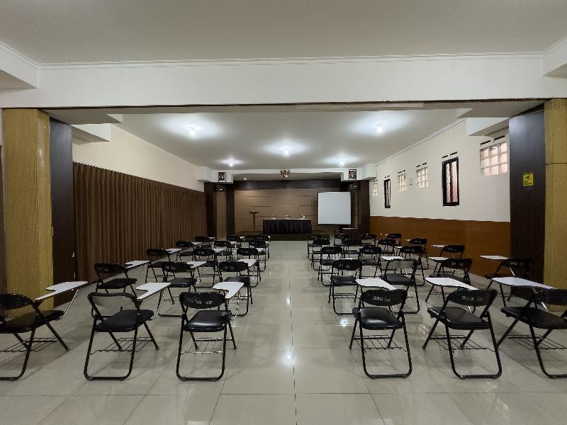 Hotel Bumi Makmur Indah by ZUZU - Toplantı