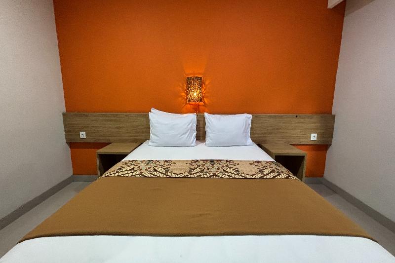 Hotel Bumi Makmur Indah by ZUZU - Oda