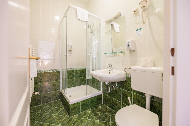 Baross Hotel by Mellow Mood Hotels - Oda