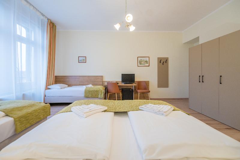 Baross Hotel by Mellow Mood Hotels - Oda