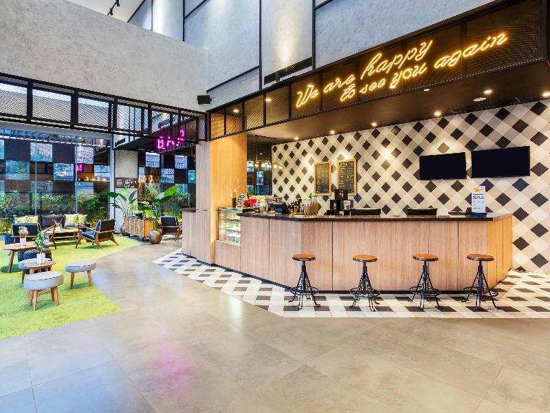 ibis Styles Bekasi Jatibening - Bar
