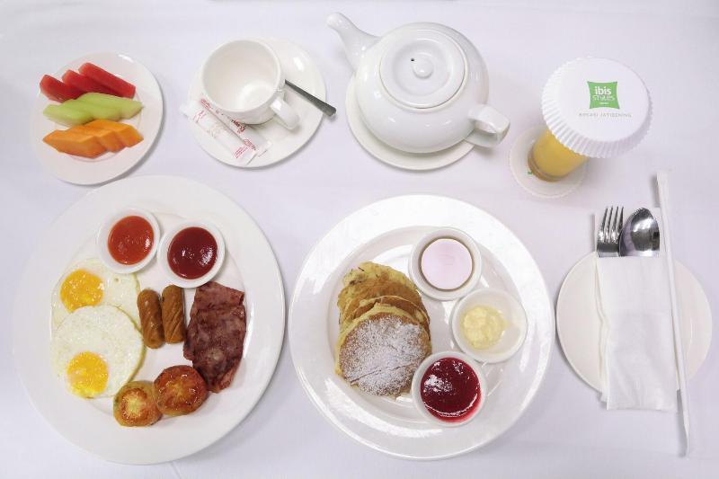 ibis Styles Bekasi Jatibening - Restoran