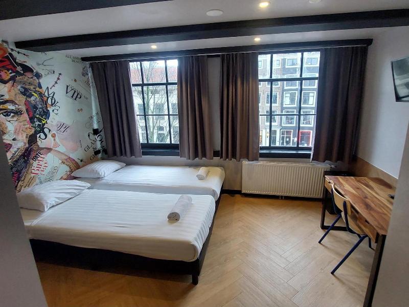 Heart Of Amsterdam - Genel