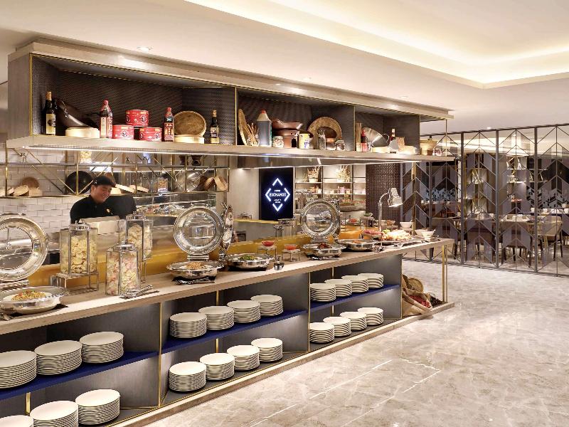 Novotel Jakarta Cikini - Restoran