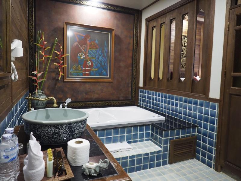 Amata Lanna Village Hotel - Oda