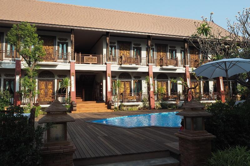 Amata Lanna Village Hotel - Oda