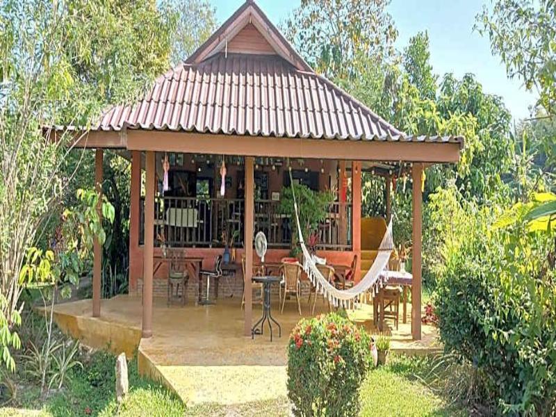Country Retreat - Genel