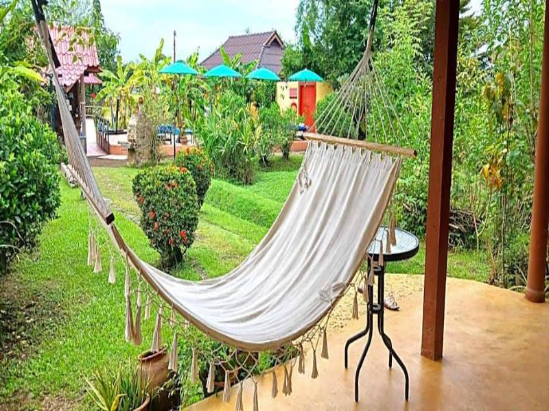 Country Retreat - Genel