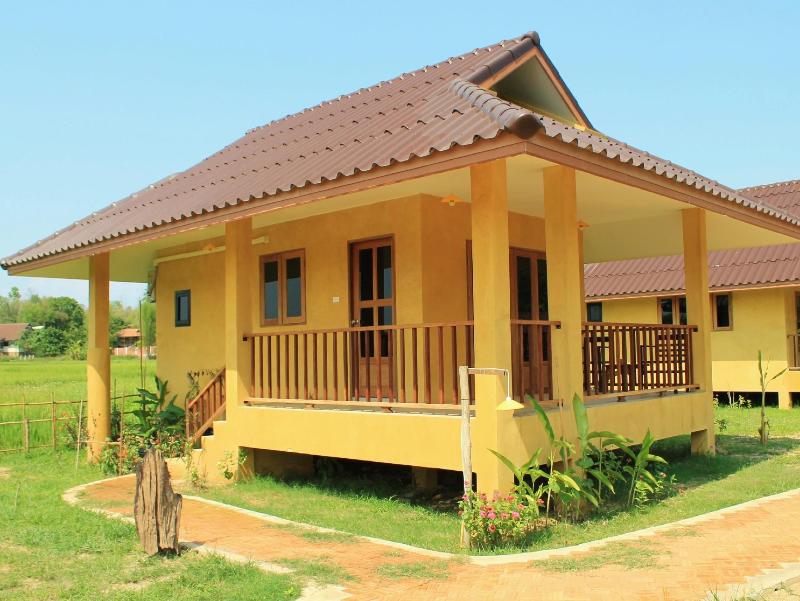 Country Retreat - Genel