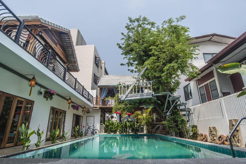 Garden Yard Inn Chiangmai - Havuz