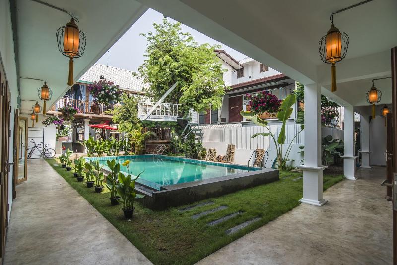 Garden Yard Inn Chiangmai - Havuz