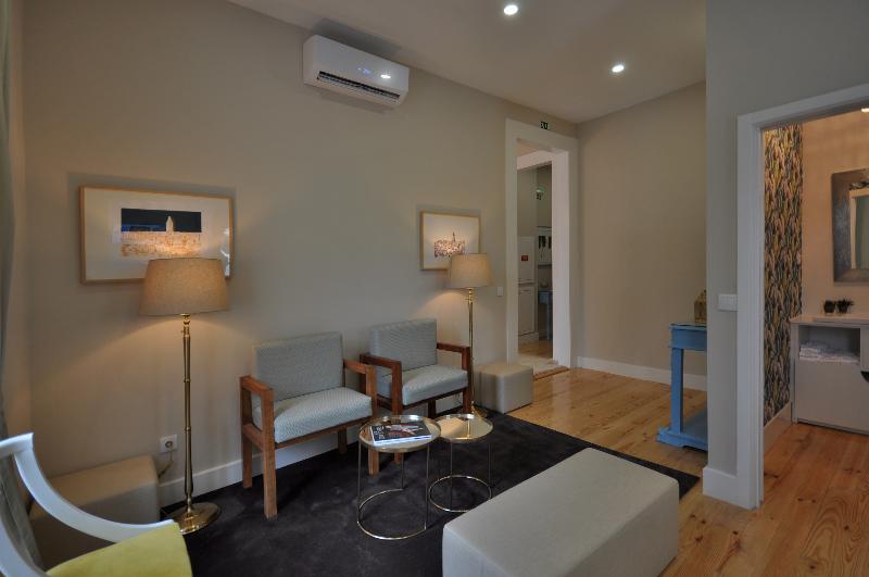Porto Charming Hotel - Lobi