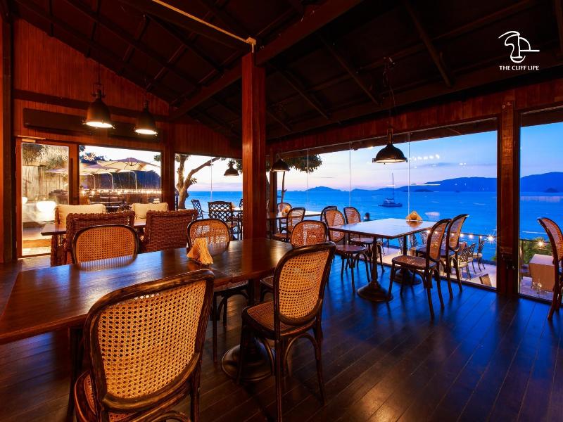 The Cliff Lipe Resort - Restoran